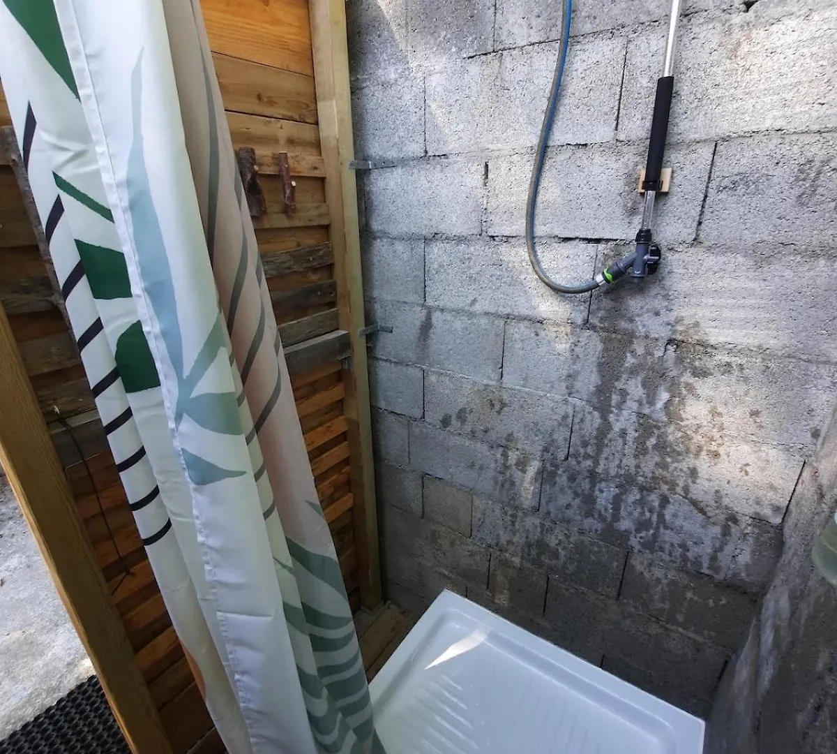 Ferienwohnung Knus Tiny House La Coume Biert